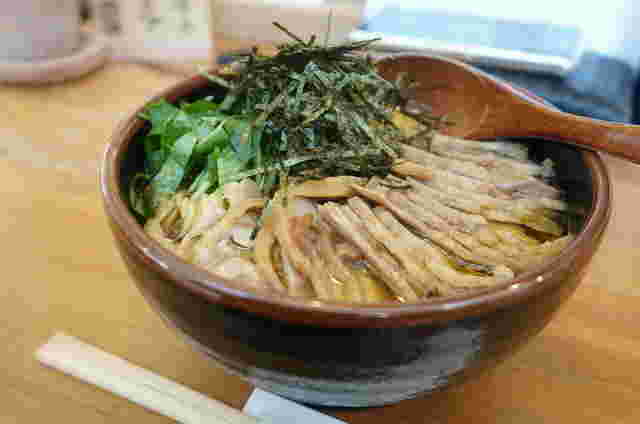 肉そば鳥中華ざぶんの肉そば