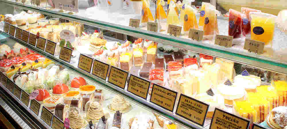 ショーケースのケーキ