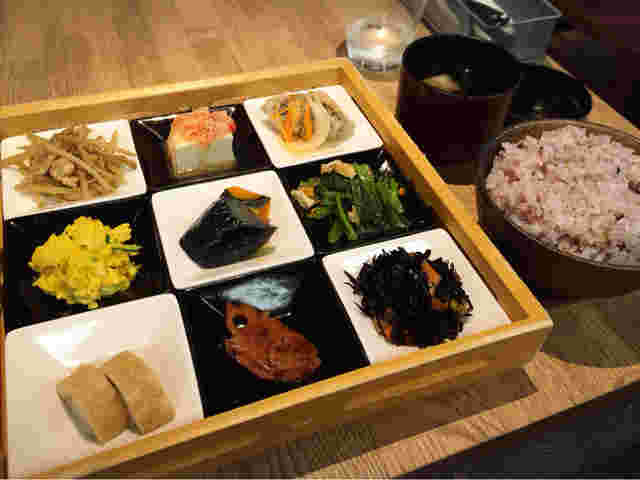 茶房 和三盆 問屋町店の松花堂御膳