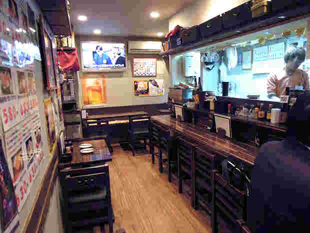 屋久島の店内の様子です。