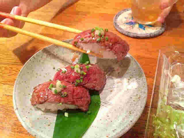 人気の石垣牛の握り