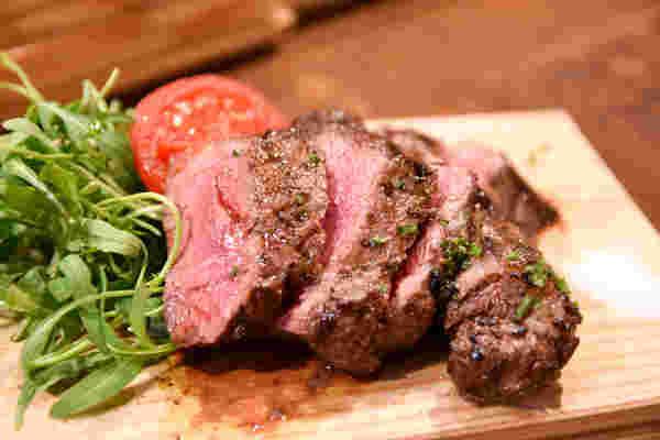 ラム肉の料理