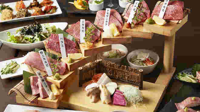 名物の階段の肉盛り