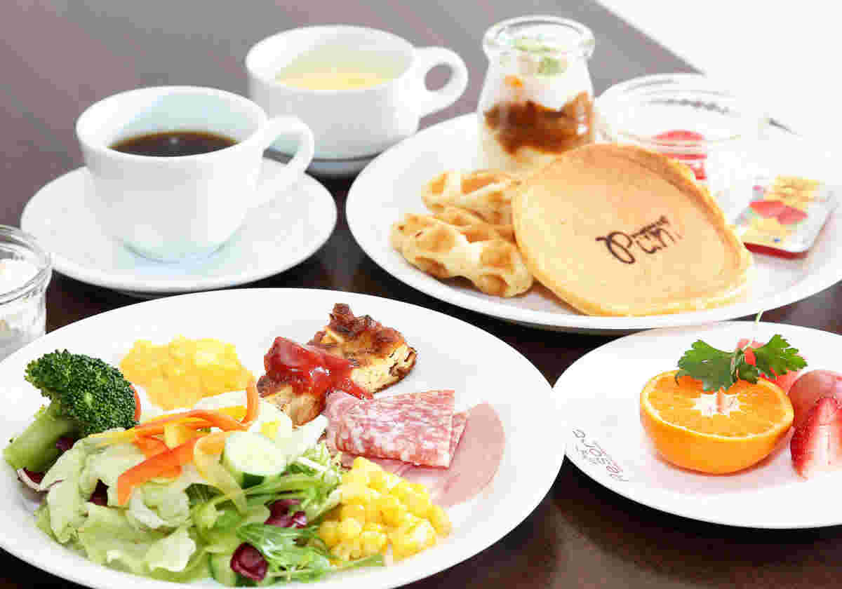 朝食バイキング