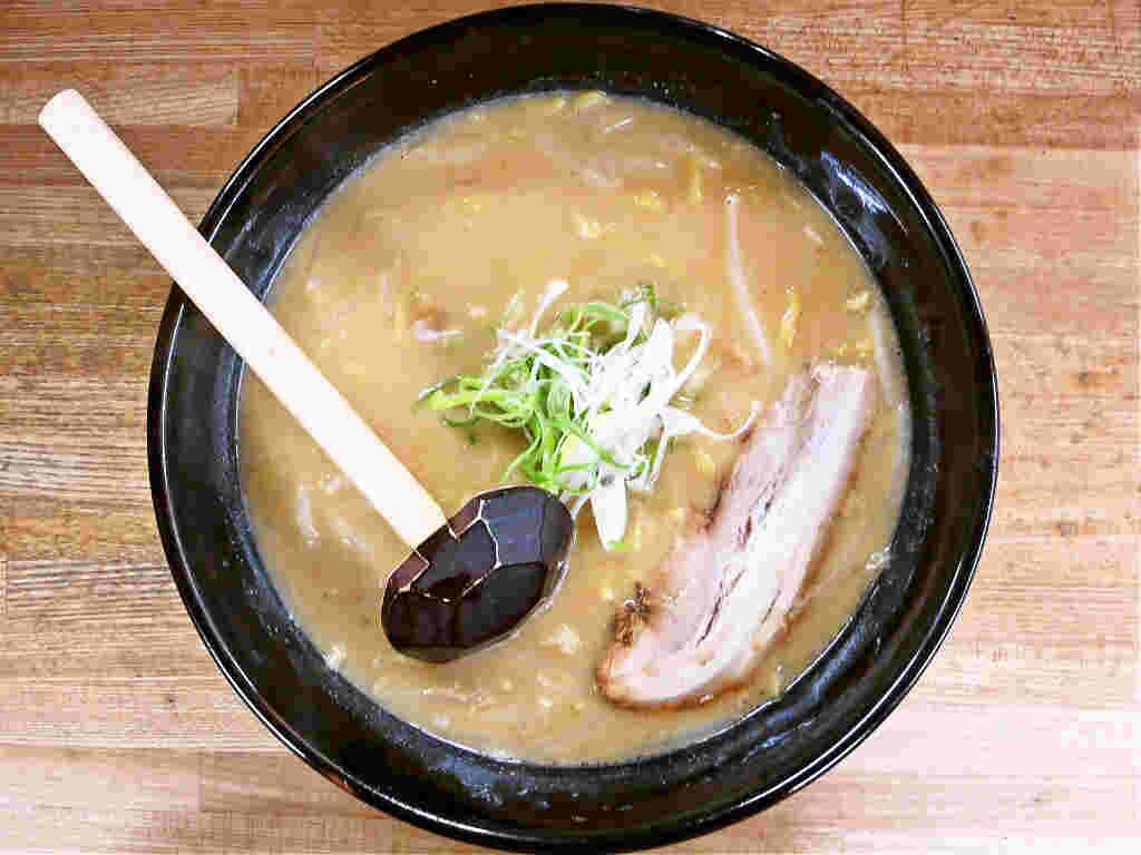 札幌では珍しい信州味噌を使った「らーめん信玄」