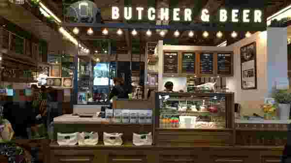 ニュウマンサロンブッチャーアンドビアの店内