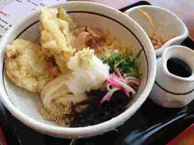 うどん松もとのうどん