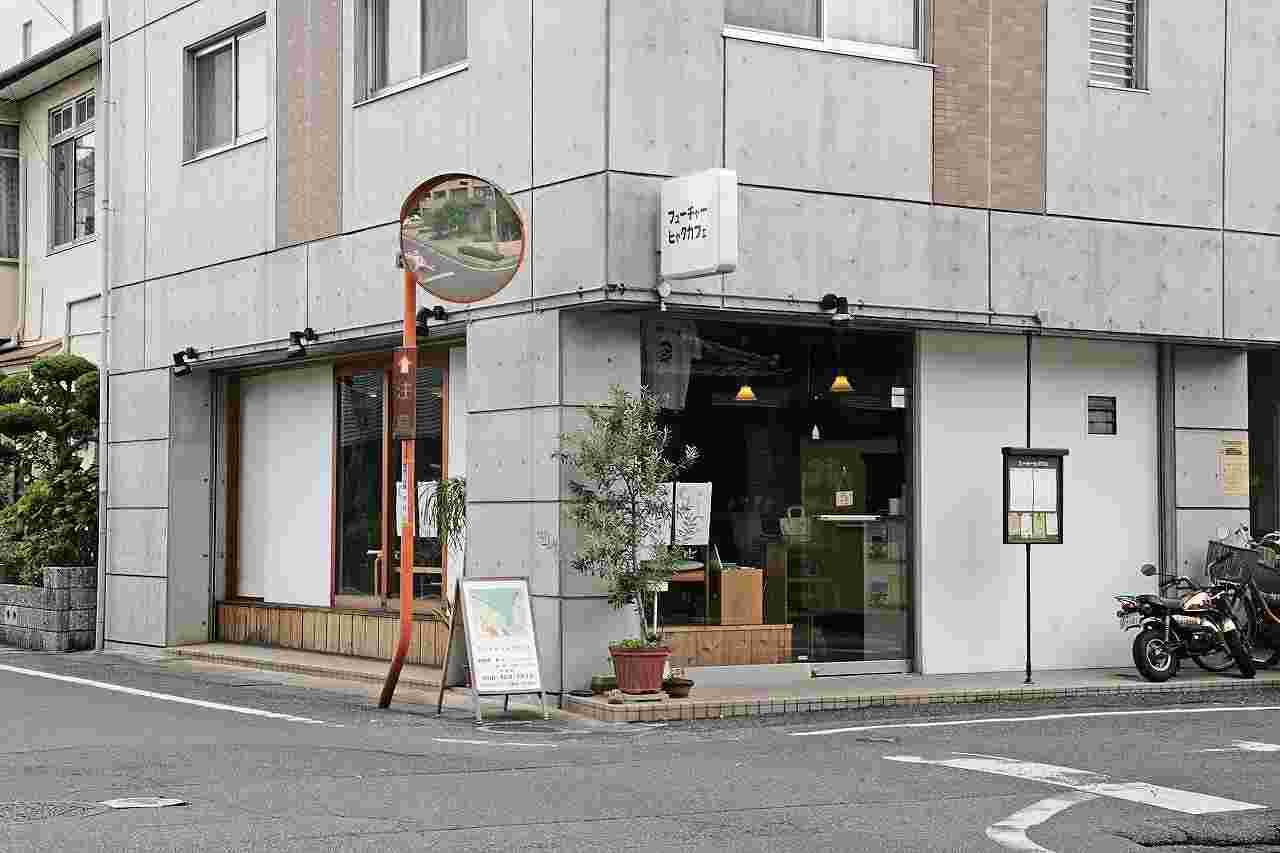 ｆ100カフェ外観