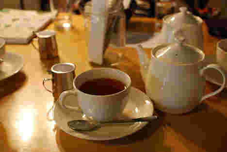 ｆ100カフェの紅茶