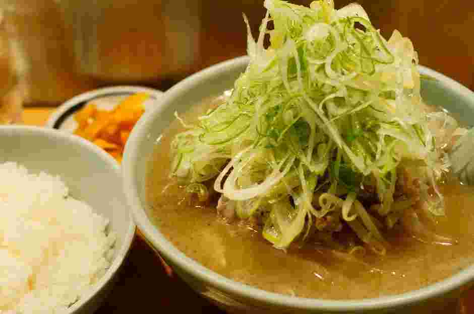 ネギのボリュームが圧倒的にド迫力の「きらいと」味噌ラーメン