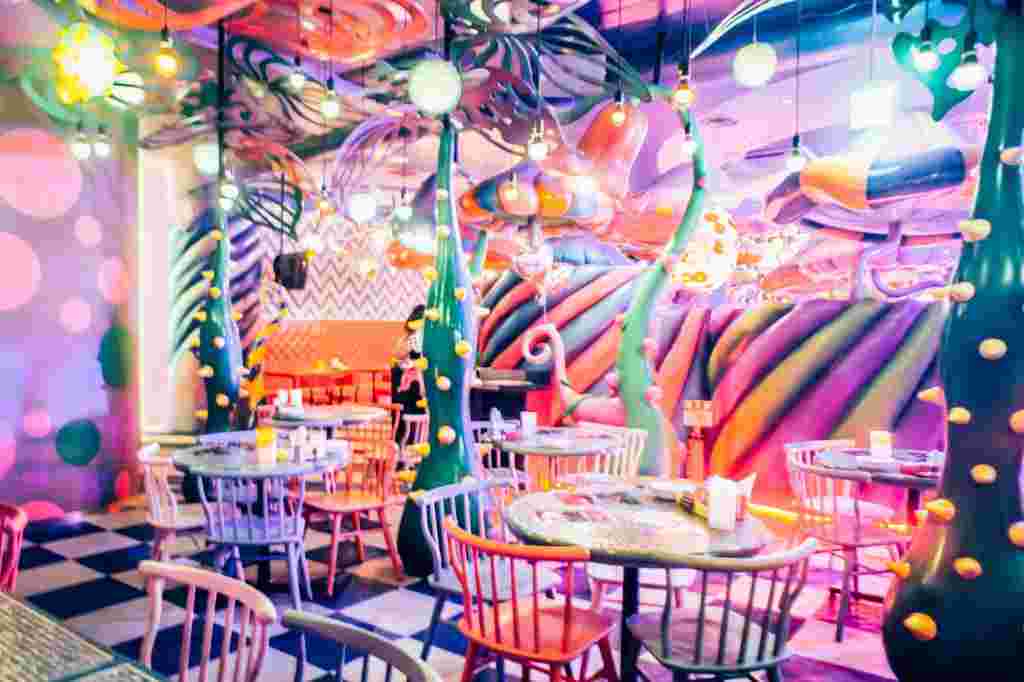 原宿の異空間Kawaii Monster Cafeの店内