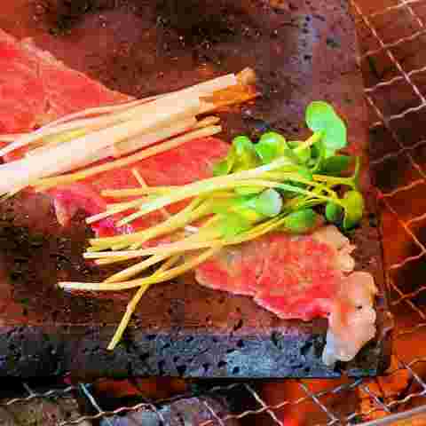 古町山田家牛の溶岩焼き