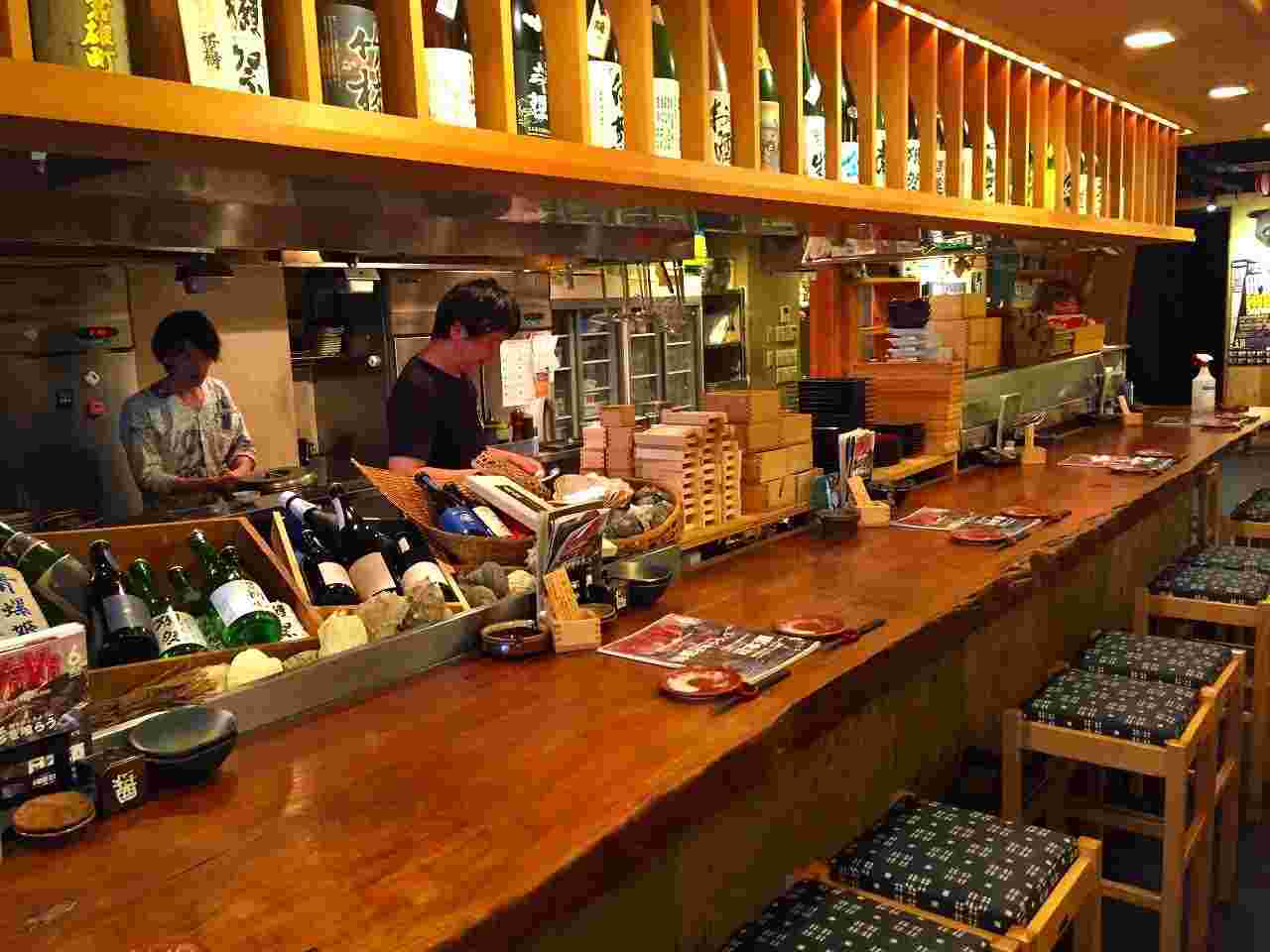 岡山駅前 海鮮居酒屋 三枚目！貝柱海老蔵の店内の様子