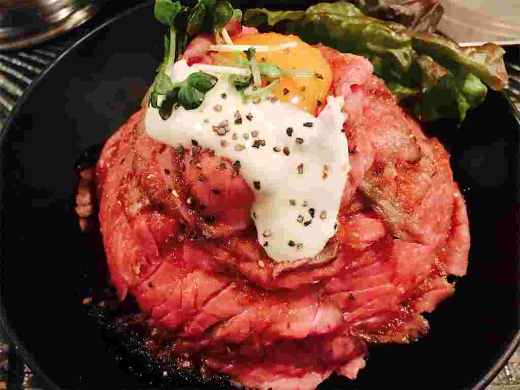 ローストビーフ丼