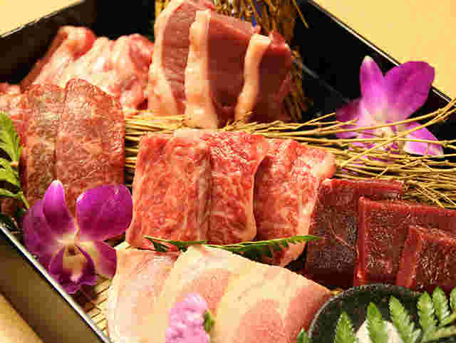 ももたろうの屋台の料理