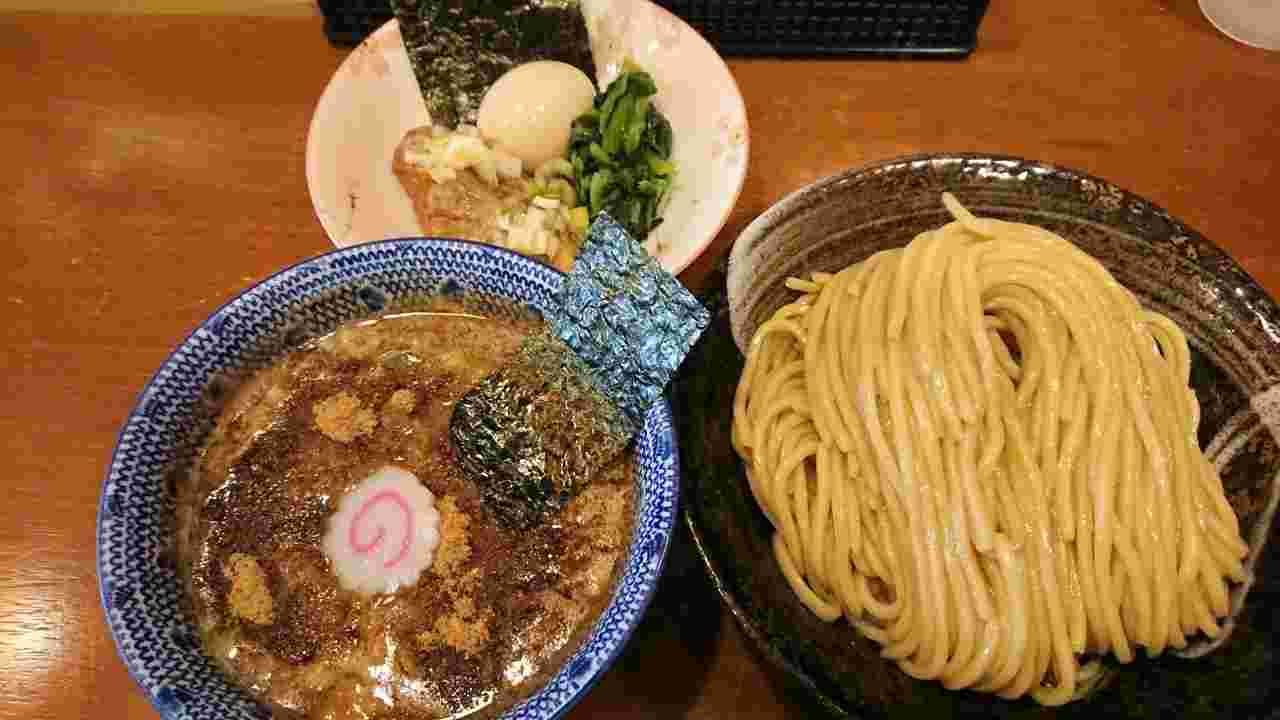 全部のせ特製つけ麺
