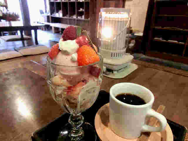 パフェとコーヒー