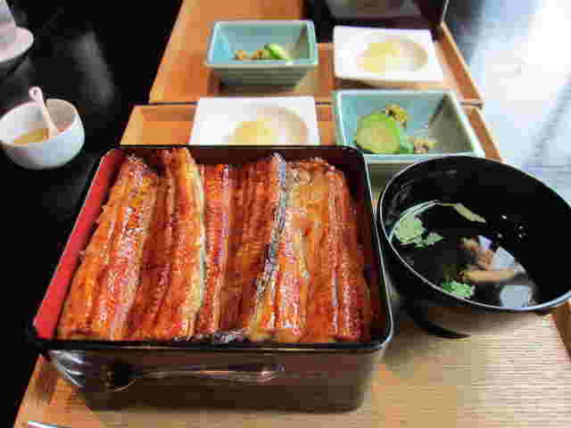 駒形前川：うな重