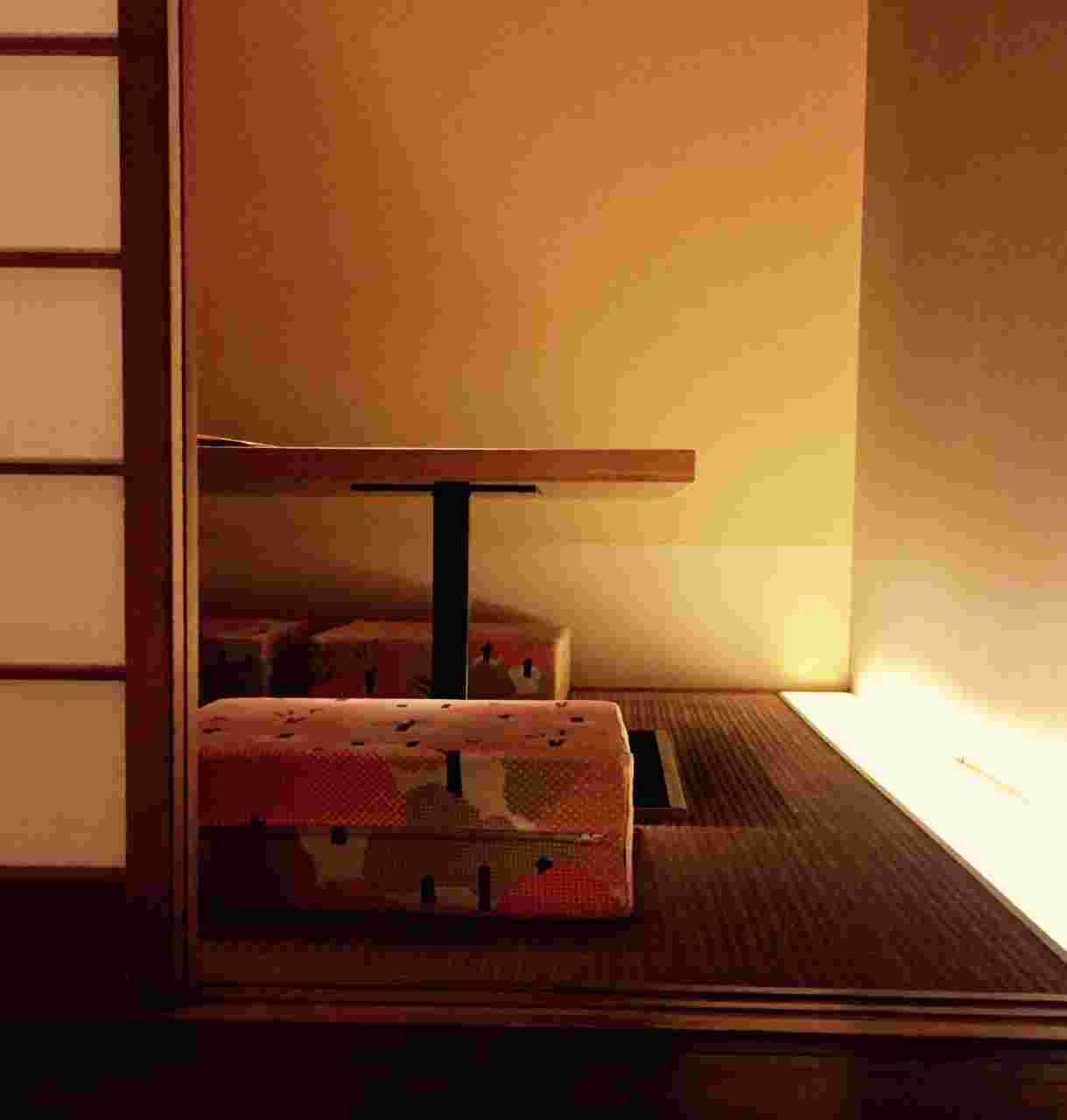 掘りごたつ個室