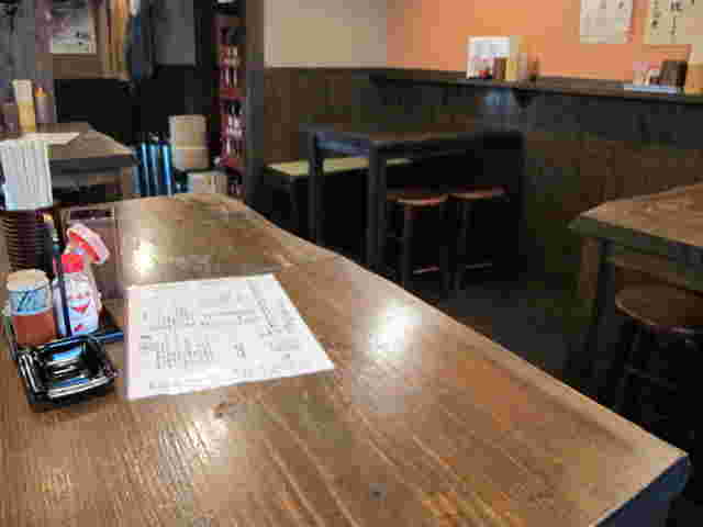 警固店の店内