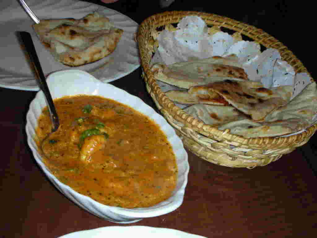 インド・ネパール料理 FULBARIのカレーとナン