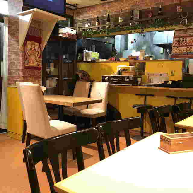 ニュー ヌゥ・デヴィの店内の様子