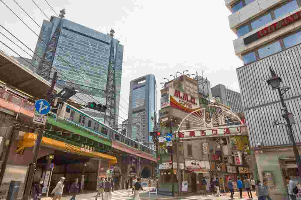 新橋駅周辺の風景