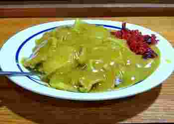 名物 万代そばのカレー