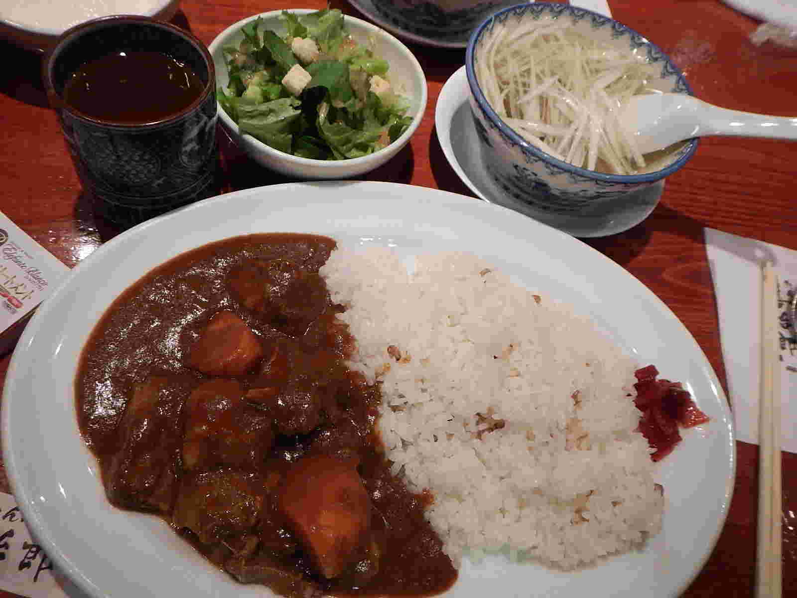 牛タンカレー