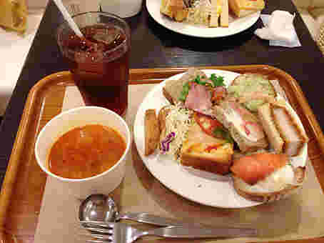 ランチビュッフェ
