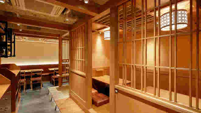 板前寿司西新宿店の店内