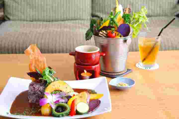 島野菜カフェリハロウビーチのランチメニュー