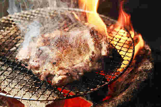 炭火鶏もも焼き
