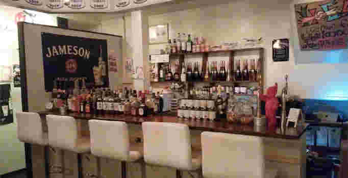 泉佐野店の店内