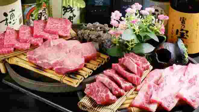 センマイ、牛タン等の美味しそうなお肉