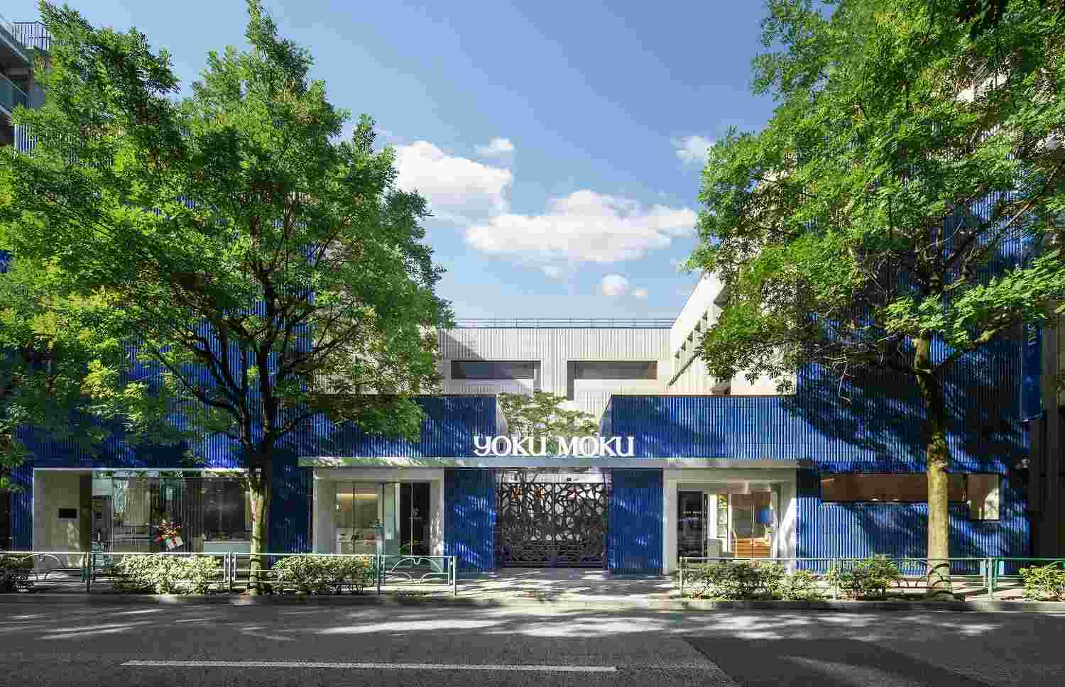 ヨックモック青山本店外観