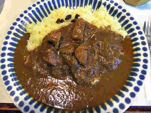 人気ナンバーワンメニューの「ポークカレー」