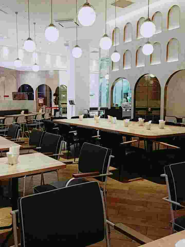カフェ店内