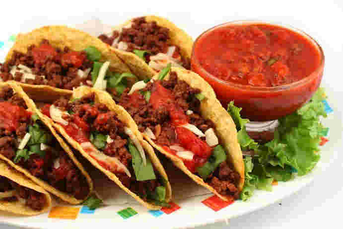 メキシコ風アメリカ料理のタコス