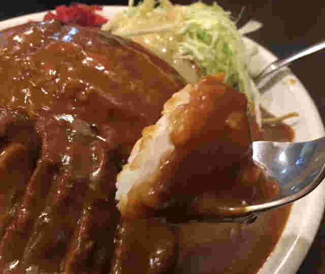 ボリューム満天の喫茶 待夢里の「カツカレー」