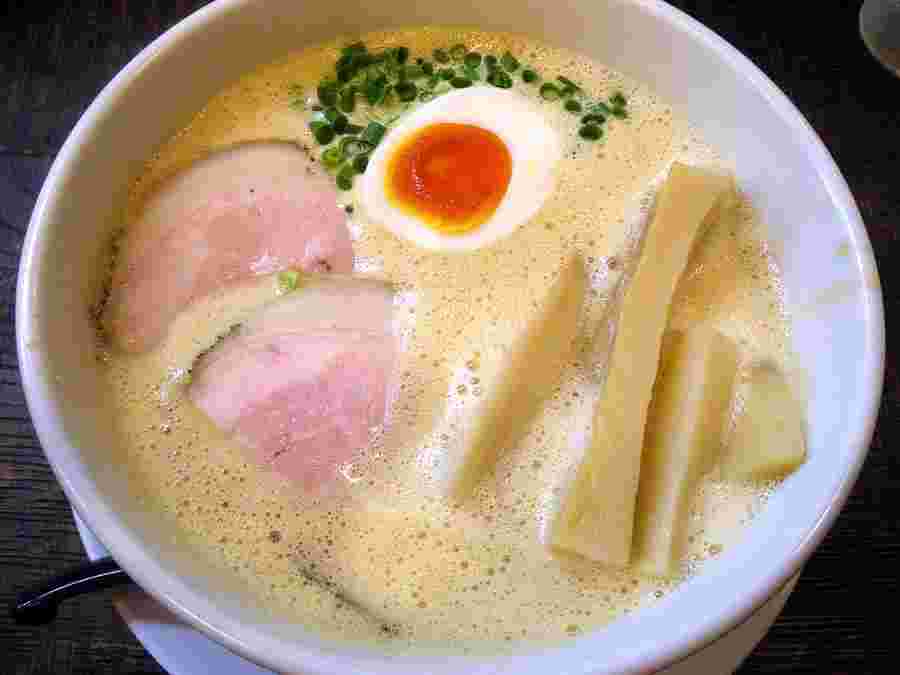 みつ葉のラーメン