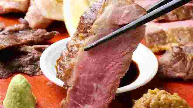 玄はなれの炙り肉