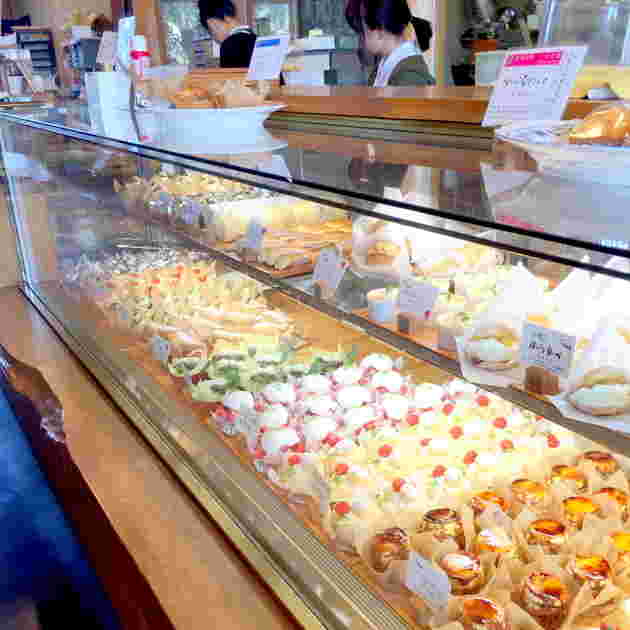 ショーケースのケーキ