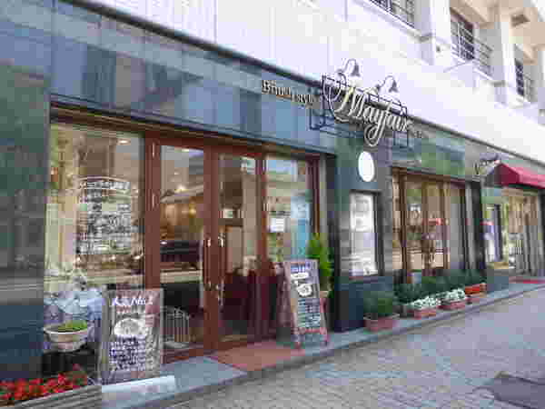 「英国紅茶サロン　メイフェア」外観