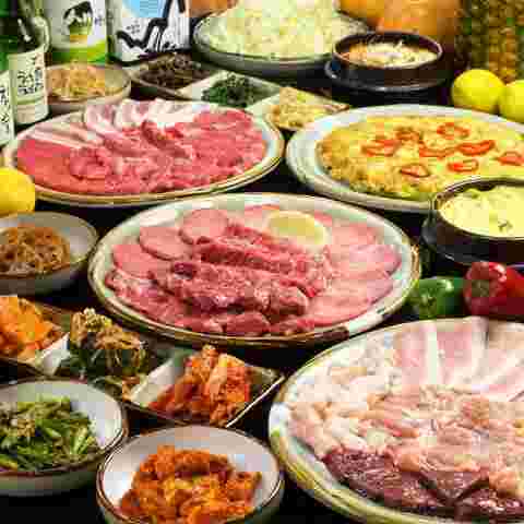焼肉食べ放題飲み放題コースは全部で3種類あり、サムギョプサルのコースもあり