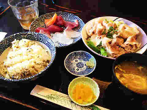 伊賀屋のメニュー例