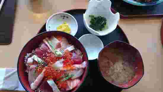 海鮮丼