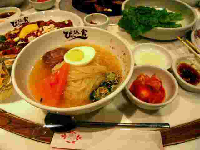 「ぴょんぴょん舎 盛岡冷麺」
