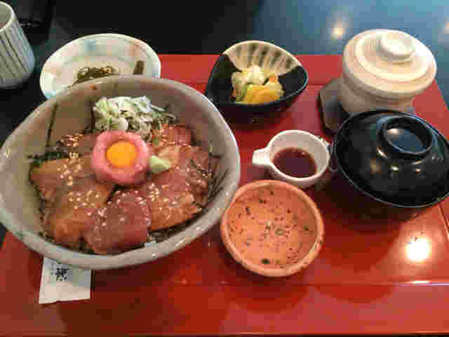 濱野井マリオス店のあずま丼