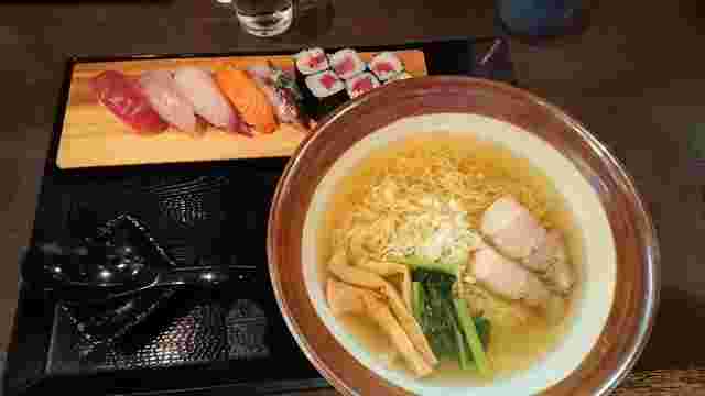 お食事処 市玄のすしセット
